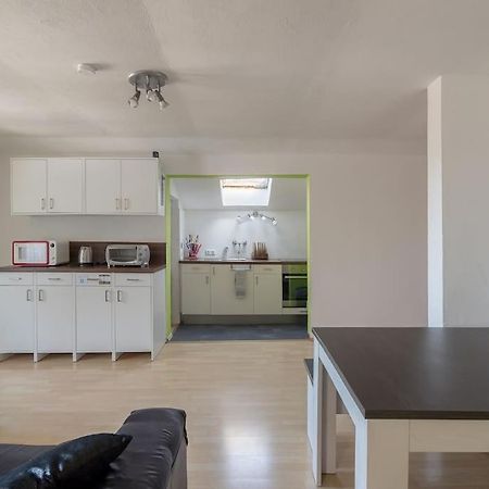 Lovely Spacious 3Room Loft Under Roof-100M2-Touristarea Rauth Eksteriør billede